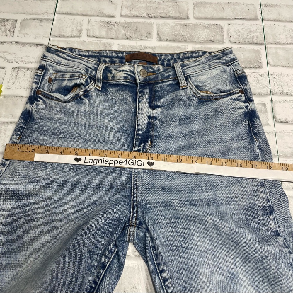 Judy Blue High Waist Mineral Wash Raw Hem Wide Leg Jeans. Size 13. Inseam 27” - Picture 13 of 15